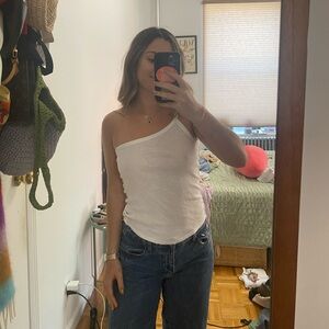 Adorable one shoulder top that goes with everything!